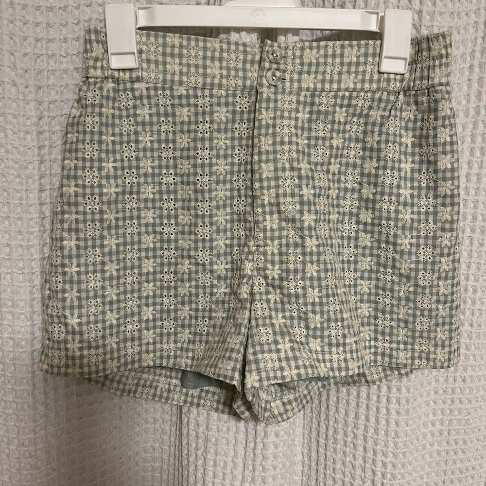 Blue and white gingham with lace detail shorts!